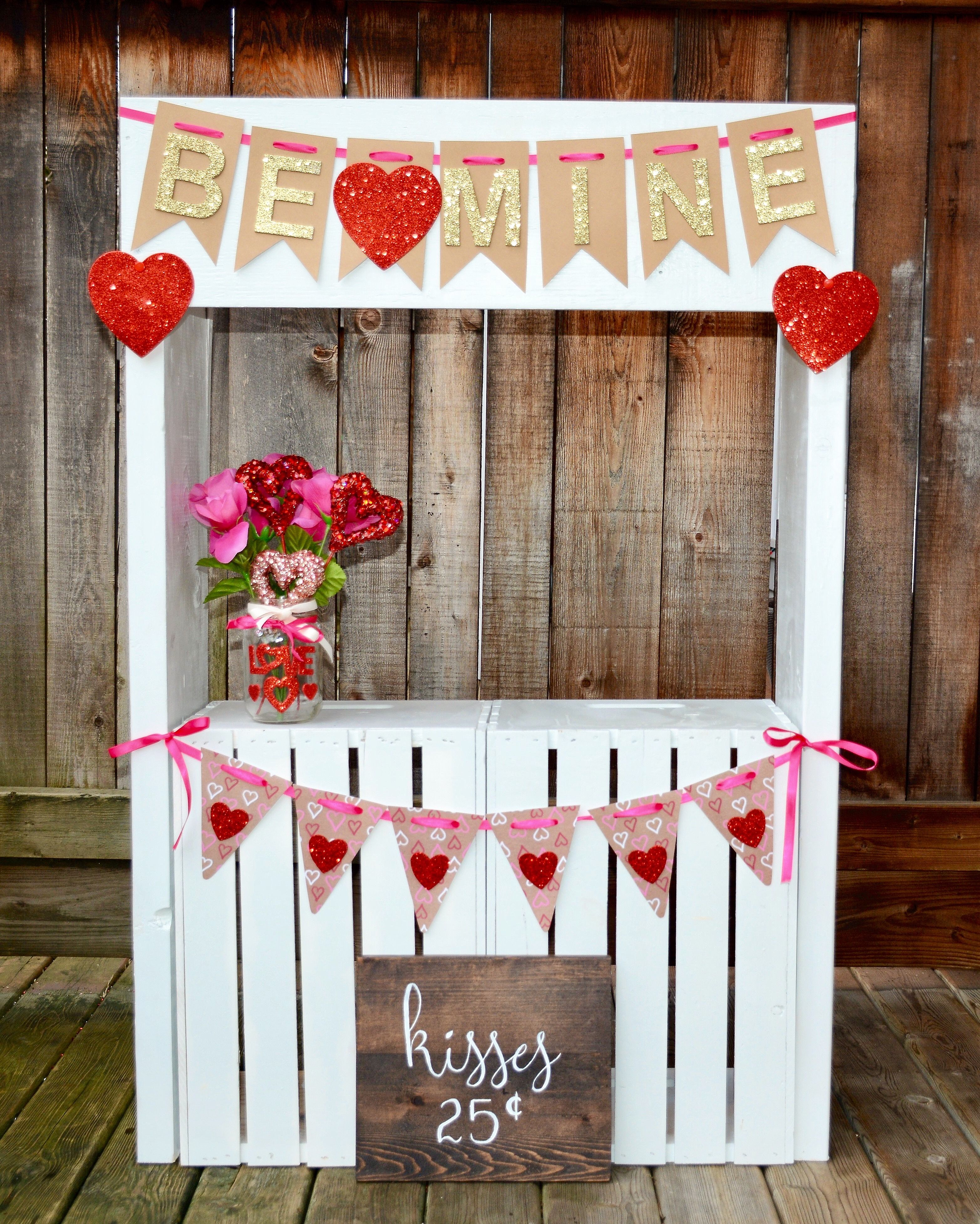 Featured image of post Valentine Day Kissing Booth